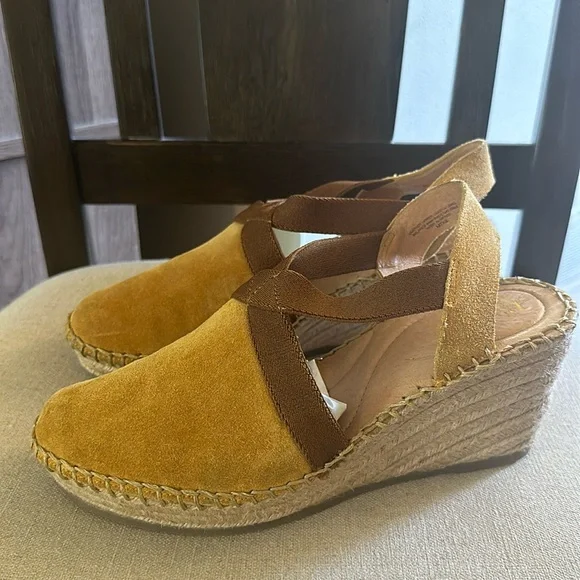 Born | Shoes | Born Womens Suede Two Tone Espadrille Wedges  display picture 1